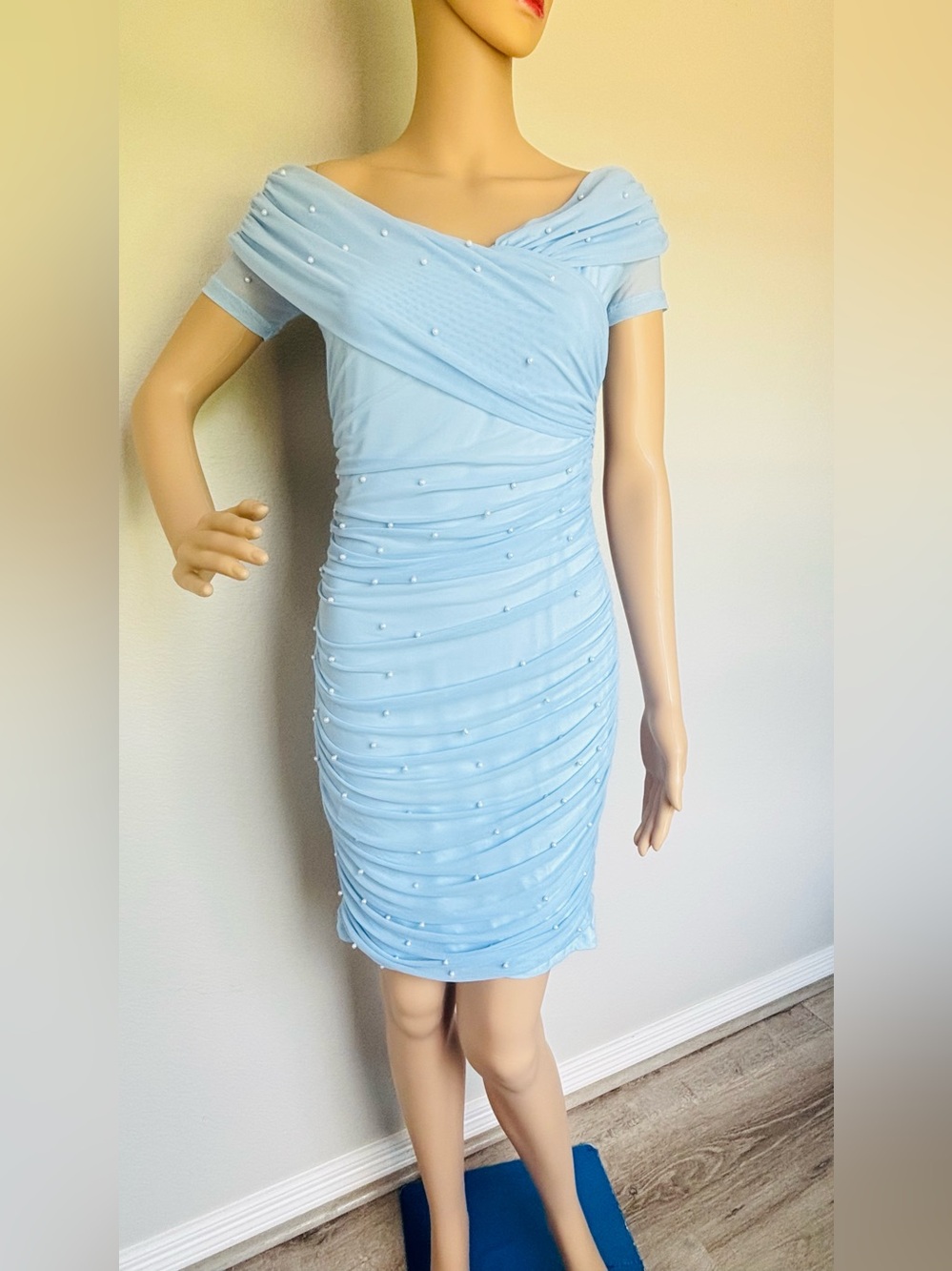 SHEIN Light Blue Pearl-Embellished Open Shoulder beaded Bodycon Dress - Picture 6 of 15